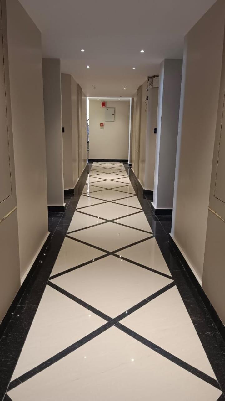 Hotel Golden Peacock Haridvár Kültér fotó